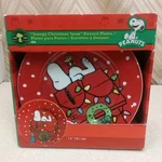 Peanuts Snoopy Christmas Snow Dessert Plates Set Of 4, Gibson Designs ,2008, New. Fixed Price $43.99.