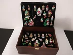 Macy Holiday Lane Glass Ornament Set-locking Wooden Storage BOX-40 Pcs. Fixed Price $100.00.