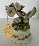 Seymour Mann Hummingbird Porcelain Bisque Figurine Music Box Nob 6 Tall Vintage. Fixed Price $38.93.