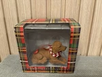 Sandicast Golden Retriever Dog With Santa Hat Christmas Ornament Collectible. Fixed Price $15.20.