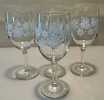 4 Unused White Snowflake Winter Christmas Wine Goblets Glasses Stemware 7". Fixed Price $15.29.