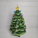 Mr. Christmas 14 Lit Nostalgic Tree, Battery Operated Green. Fixed Price $32.00.