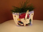 Vintage Regent Products Ceramic Santa Claus Christmas Floral Planter Table Decor. Fixed Price $10.99.