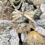 Raz Imports Exclusive 4.5" Vintage Brooch Wreath Ornament New 2024. Fixed Price $32.90.