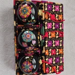 Vera Bradley Suzani Glass Bauble Trio Floral Round Multicolor Hanging Christmas. Fixed Price $10.00.