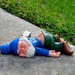 Gnome Statue, Funny Outdoor Garden Yard Lawn Sculpture Decoration Home .... Fixed Price $7.99.
