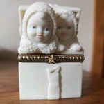 Department 56 Snowbabies Bisque Porcelain Hinged Trinket Box " Surprise #68846. Fixed Price $5.60.