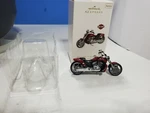 Hallmark Keepsake Ornament 2010 Vrsc, V-rod Muscle Harley Davidson Motorcycle. Fixed Price $9.94.