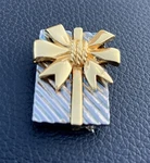 Vintage Premier Designs Christmas Brooch Pin Pendant- Figural, Gold-tone. Fixed Price $9.80.