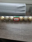 Christmas House 7 Pc Gold Glitter Bulbs. New. Fixed Price $18.88.