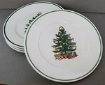 4 Badcock BDK1 10 3/8" Christmas Tree Dinner Plates Holiday Seasonal. Fixed Price $54.95.