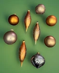 Bronze/gold /silver Glass Christmas Tree Ornaments With Glitter Design Set Of 9. Fixed Price $17.99.