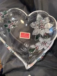 New Christmas Celebrations By Mikasa Holiday Bloom Collection Heart Dish 03R15. Fixed Price $13.00.