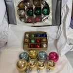 Vintage Christmas Ornaments Variety Of Colors/sizes Usa Most Unmarked 31 Balls. Fixed Price $60.00.