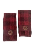 Set Of 2 Nicholas Sq Red Plaid Christmas Wreath Hand Towels. Fixed Price $14.00.