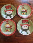 2005 Snowman Christmas Holiday Plates Set Of 4 Ceramic Microwave Dishwasher Safe. Fixed Price $25.00.