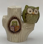 Ceramic Owl & Tree Stump Salt Pepper Shakers Grasslands Road Crimson Hollow. Fixed Price $14.97.