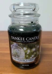 Yankee Candle Retired Christmas "the Perfect Tree" Large 22 Oz. (623G) Rare Lit. Fixed Price $34.99.