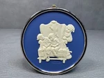 Hallmark The Norman Rockwell Collection 1984 Christmas Ornament. Fixed Price $12.95.