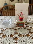 2011 Hallmark Keepsake Ornament Countdown To Christmas Clock. Fixed Price $20.00.
