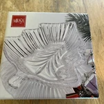 Mikasa Crystal Holiday Evergreen WY153/258 Tree Bowl 8" Christmas. Fixed Price $15.29.