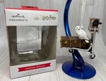 Hallmark Harry Potter Luggage Trolley Hedwig Ornament. Fixed Price $16.47.