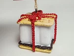 Red Shed S'mores Ornament Christmas 2.5 In Gift Wrapped Novelty Food Decor. Fixed Price $9.40.