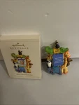 Hallmark Baby's First Christmas Ornament 2006 - 1ST Photo Holder Zoo Animals Nob. Fixed Price $15.00.