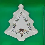 Mikasa Holiday Elegance Christmas Tree Candy Dish FK001 Fine Porcelain 8" Euc. Fixed Price $9.72.