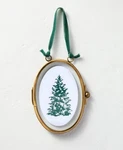 Hearth & Hand Brass Glass Oval Frame Ornament By Magnolia -new With Tags. Fixed Price $35.00.