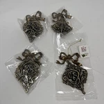New Raz Imports Christmas Ornament Lot Of 4 Bow Victorian Plastic Lightweight. Fixed Price $17.50.