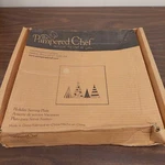 Set Pampered Chef Christmas Tree Holiday Serving 2807 + Side Plates 2808. Fixed Price $79.99.
