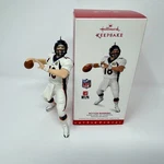 Hallmark Ornament 2016 Peyton Manning Denver Broncos Super Bowl 50 Champion Nfl. Fixed Price $22.49.