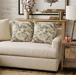 Sewing Down South Floral Accent Throw Pillow Set Of 2 Sds New 15 Inch. Fixed Price $35.00.