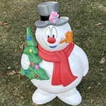 24" Lighted Frosty The Snowman Holding Christmas Tree Blow Mold Gemmy *few Marks. Fixed Price $89.95.