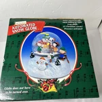 Mr Christmas Branded Automated Snow Globe Holiday Decor Peanuts Snoopy New Vtg. Fixed Price $51.95.