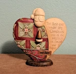 Heart Of Christmas Karen Hahn Figurine 2007 Enesco. Fixed Price $13.58.