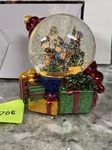 Kirkland 2016 Santa Snow Lighted Waterglobe Swirling. Fixed Price $94.38.