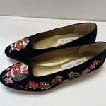 Karen Scott Christmas Shoes Women 8.5 Black Velvet Embroidered Santa Train Toy. Fixed Price $16.98.