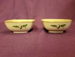 Lenox Holly Leaves & Berries Gold Trimmed Bowls 4.25" Square - Set Of New. Fixed Price $10.00.