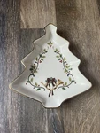 Mikasa Fine Porcelain FK025 Holiday Elegance Candy Nut Dish. Fixed Price $12.99.