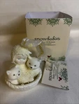 New Department 56 Snowbabies Basket Of Kitten Christmas Ornament Porcelain. Fixed Price $24.99.
