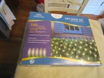 Holiday Time Clear Bulbs Green Wire 150 Net Light Set Indoor Outdoor 24 Sqft Nib. Fixed Price $9.99.