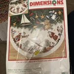 Dimensions Santas Tree Skirt Table Cover Christmas Vtg Counted Cross Stitch 8487. Fixed Price $25.00.