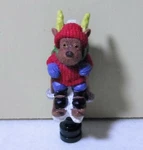 Giftco Polystone Lamp Ornament Skiing Moose Finial #3109. Fixed Price $5.99.