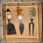 Nib Christmas Blown Glass Handle Cheese Knife Set - Gingerbread Tree Snowman. Fixed Price $25.00.