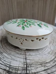 Lenox Vintage Holiday Holly Berries Pierced Lidded Trinket Box With. Fixed Price $15.00.