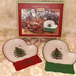 Spode Christmas Tree Mitten Candy Dishes 7" Red & Green Santa On Top Set Of 2. Fixed Price $17.82.