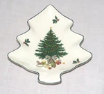 Mikasa Heritage Christmas Story CA808 Tree Dish - 8.3/4 8.1/4 Inches Excellent. Fixed Price $6.50.