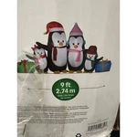 Gemmy 2019 Airblown Inflatable Ft Penguin Family Christmas Outdoor Yard Decor. Fixed Price $103.85.